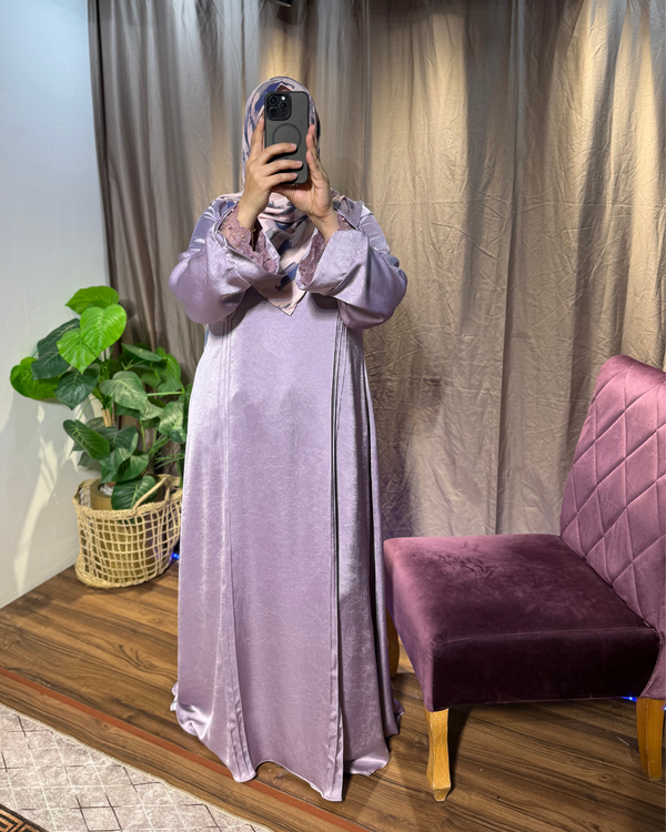 عباءة ضحى