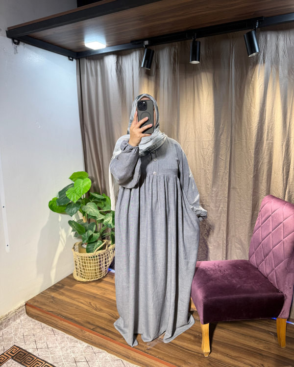 عباءة يسرى